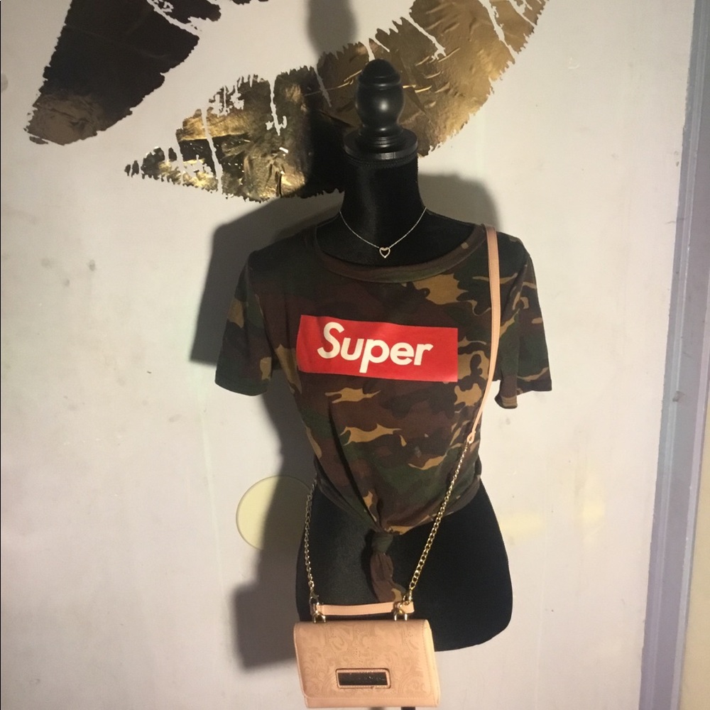 Fashionova Super short sleeve crop top.